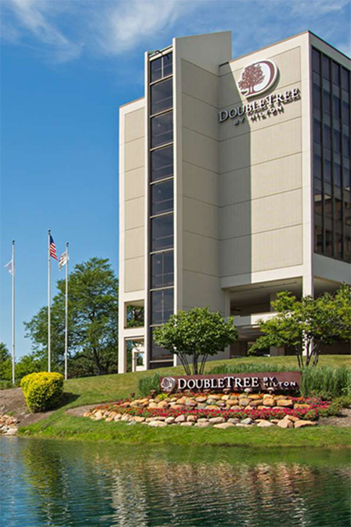 DoubleTree by Hilton Oak Brook